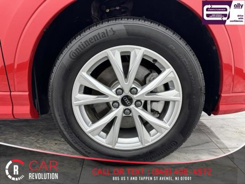 Used 2024 Audi Q3 2.0T Premium image 11