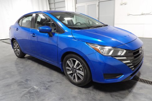 Used 2024 Nissan Versa SV w/ Trunk Package image 2