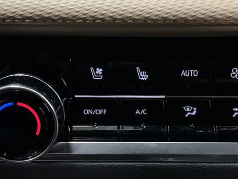 New 2026 Chevrolet Equinox ACTIV w/ Convenience Package III image 7
