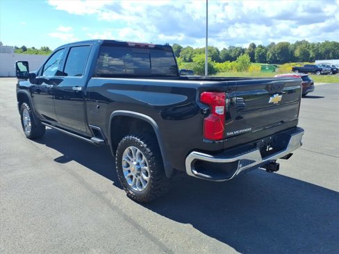 Used 2024 Chevrolet Silverado 3500 LTZ w/ LTZ Plus Package image 6