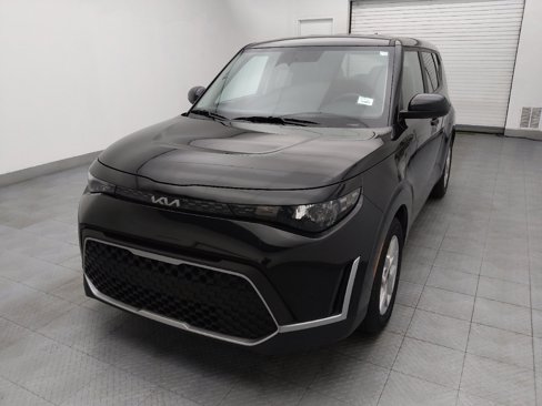 Used 2023 Kia Soul LX w/ LX Technology Package image 15