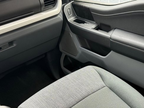 New 2025 Ford F250 XLT w/ Black Appearance Package image 10