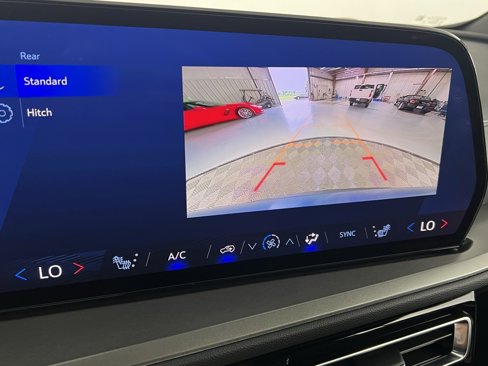 New 2025 Chevrolet Traverse LT w/ LPO, Floor Liner Package image 22