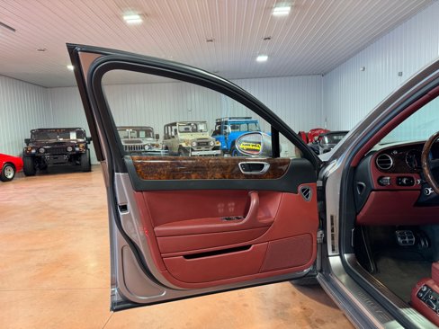 Used 2006 Bentley Flying Spur Flying Spur image 16
