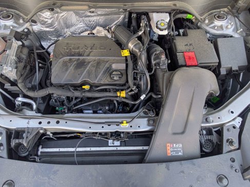 Used 2025 Chevrolet Trax LT image 12