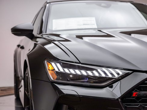 New 2025 Audi RS 6 performance image 14