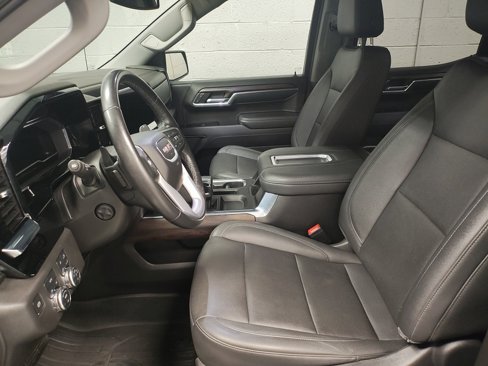 Certified 2022 GMC Sierra 1500 SLT w/ SLT Convenience Package image 24
