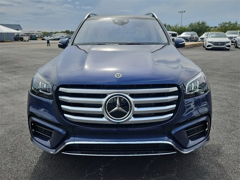 New 2026 Mercedes-Benz GLS 580 4MATIC image 12
