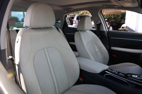 Used 2021 Hyundai Sonata SEL w/ Convenience Package image 18