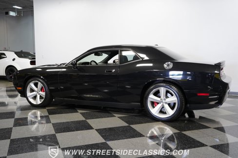 Used 2008 Dodge Challenger SRT8 image 8