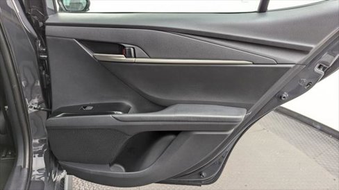 Used 2025 Toyota Camry SE image 19