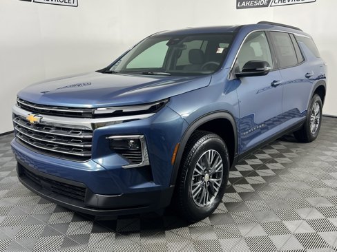 New 2025 Chevrolet Traverse LT w/ LPO, Floor Liner Package image 2