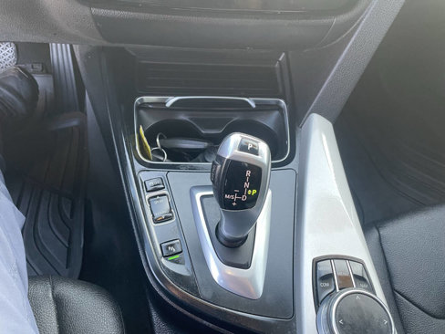 Used 2018 BMW 320i xDrive Sedan image 31