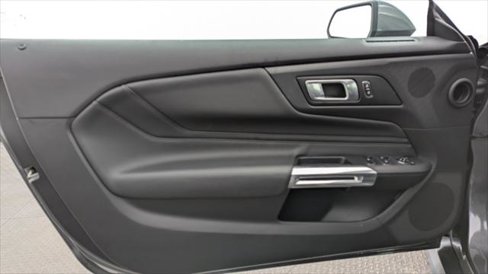 Used 2025 Ford Mustang Premium image 14