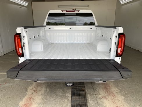 New 2026 GMC Sierra 1500 SLT w/ SLT Convenience Package image 7