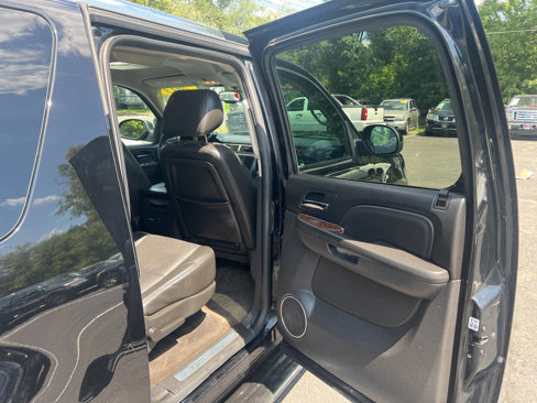 Used 2013 GMC Yukon XL Denali image 14