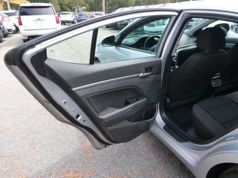 Used 2020 Hyundai Elantra Value Edition w/ Cargo Package (C1) image 29