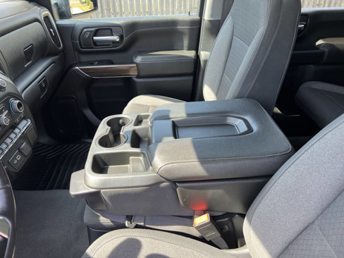 Used 2022 Chevrolet Silverado 2500 LT w/ Z71 Sport Edition image 16