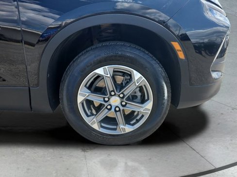 Certified 2023 Chevrolet Blazer LT w/ Convenience Package image 28