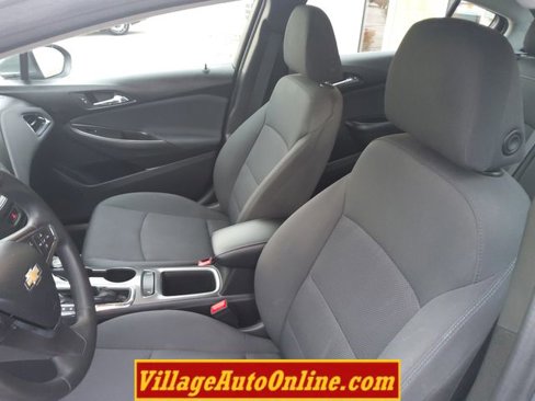 Used 2019 Chevrolet Cruze LT w/ LT Fleet Convenience Package image 16