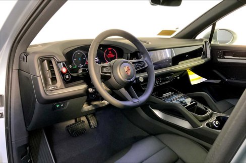 New 2026 Porsche Cayenne image 4