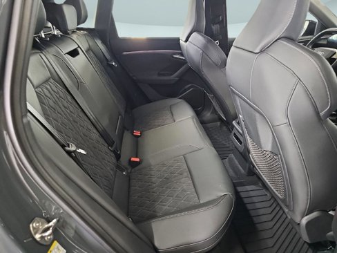 New 2025 Audi SQ6 e-tron Prestige image 26