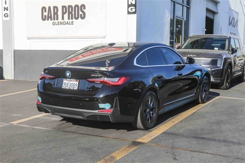 Used 2025 BMW i4 eDrive40 w/ Parking Assistance Package image 10