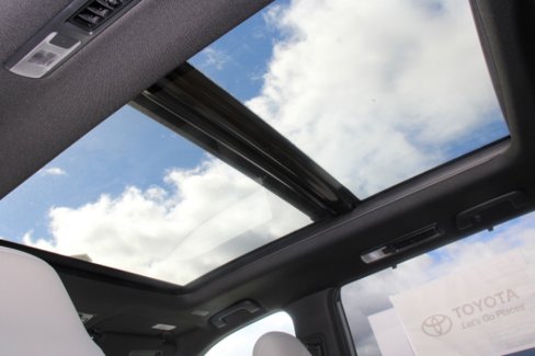 New 2025 Toyota Grand Highlander AWD Hybrid image 9