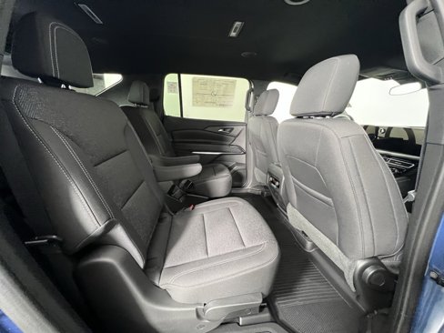 New 2025 Chevrolet Traverse LT w/ LPO, Floor Liner Package image 16