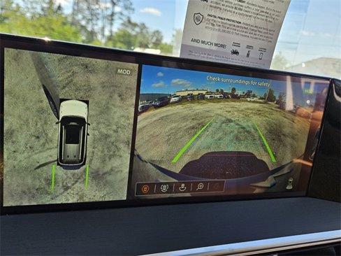 New 2025 INFINITI QX80 Sensory image 10