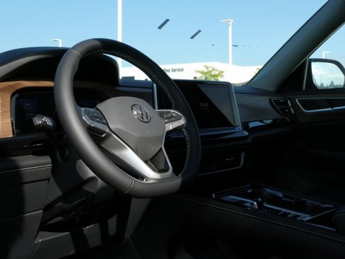 New 2026 Volkswagen Atlas SE image 30