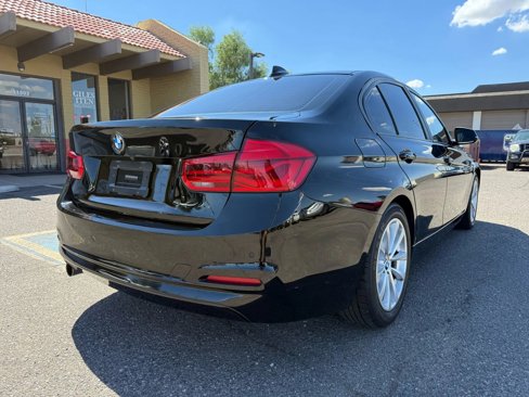 Used 2017 BMW 320i Sedan image 10