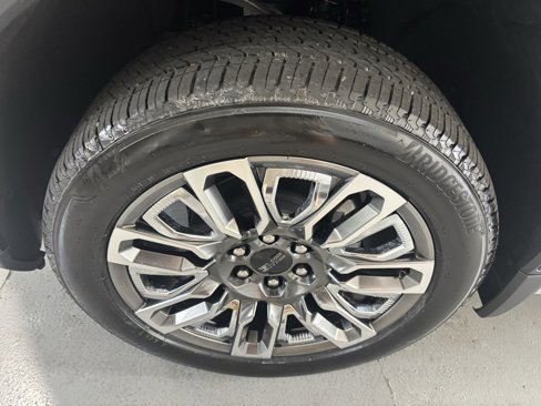 New 2025 GMC Sierra 1500 Denali Ultimate image 6