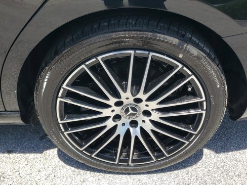 Used 2024 Mercedes-Benz C 300 Sedan image 7