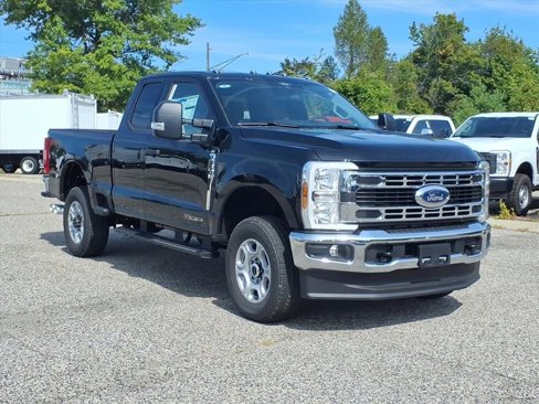 New 2026 Ford F350 XLT image 1