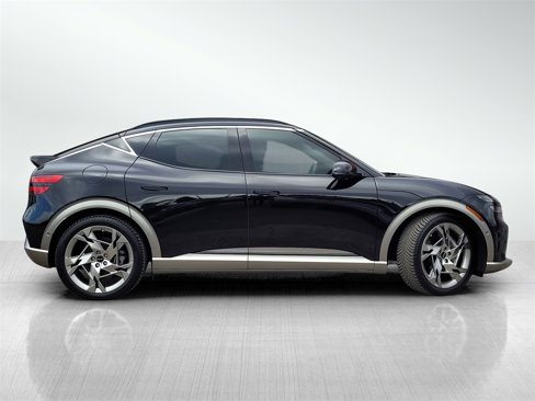 Used 2023 Genesis GV60 Performance image 2