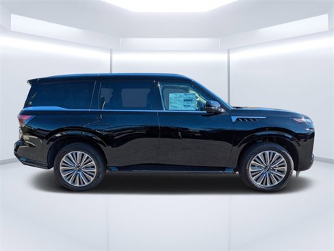 New 2025 INFINITI QX80 Luxe image 2
