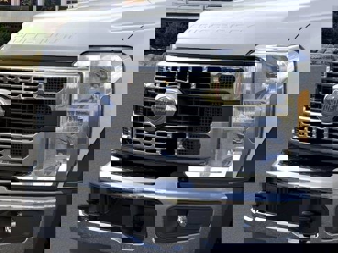 New 2026 Ford F550 4x4 Crew Cab image 18