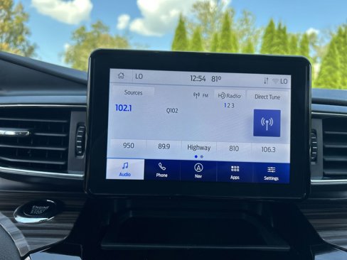 Certified 2023 Ford Explorer Limited w/ Equipment Group 301A image 31