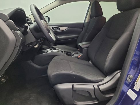 Used 2019 Nissan Rogue Sport S image 17