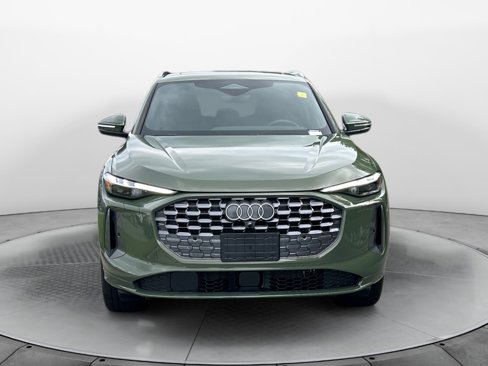 New 2025 Audi Q5 Premium Plus image 2