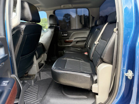 Used 2018 GMC Sierra 1500 SLE w/ SLE Value Package image 17