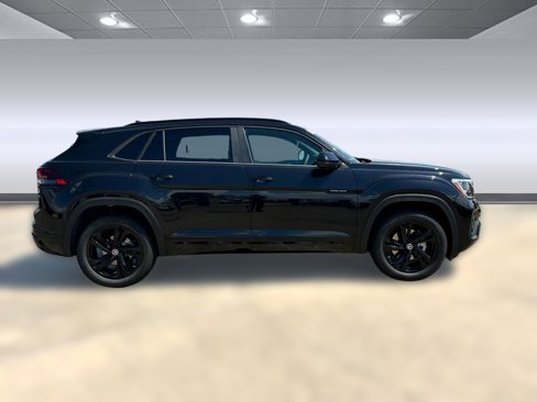 New 2026 Volkswagen Atlas Cross Sport SEL R-Line image 7