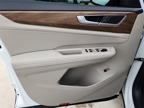 New 2026 Volkswagen Atlas SE image 10