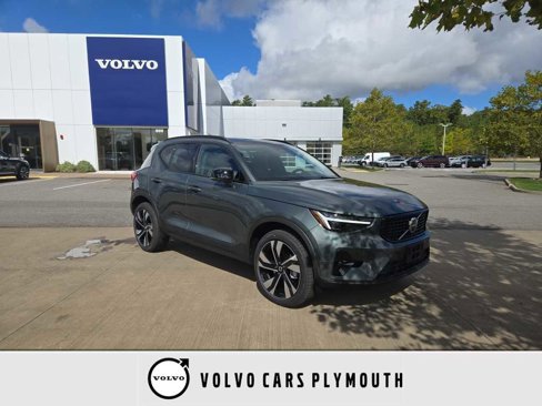 New 2026 Volvo XC40 B5 Ultra w/ Protection Package Premier image 1