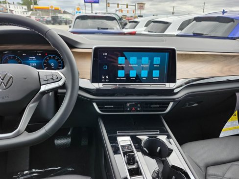 New 2026 Volkswagen Atlas SE image 15