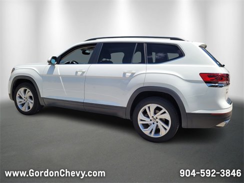 Used 2021 Volkswagen Atlas SE image 3