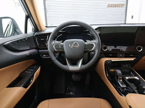 New 2026 Lexus NX 350 AWD w/ Luxury Package image 4