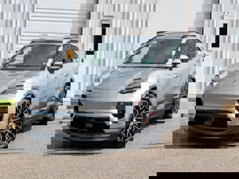 New 2025 Porsche Macan 4S Electric image 1