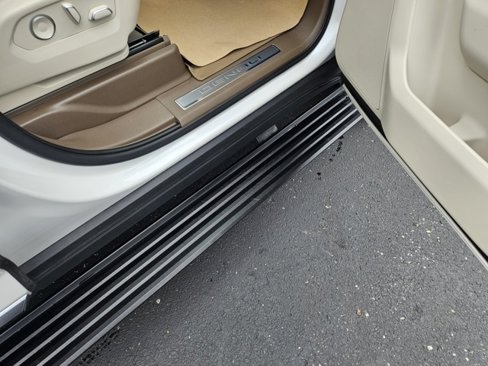 Certified 2023 GMC Yukon XL Denali w/ LPO, Floor Liner Package image 9